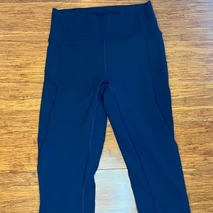Lululemon Like New leggings navy blue size 4